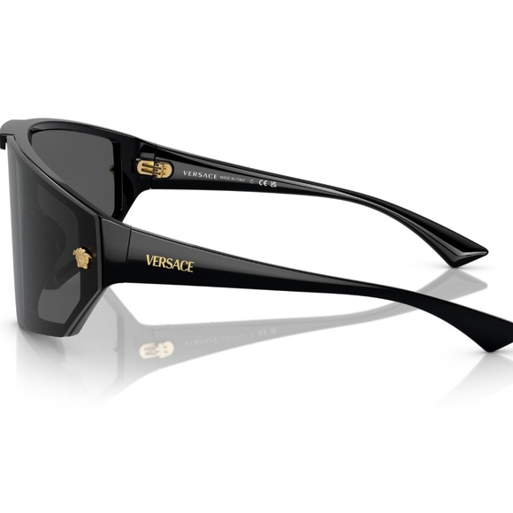 Versace Sunglasses - Picture 4 of 5
